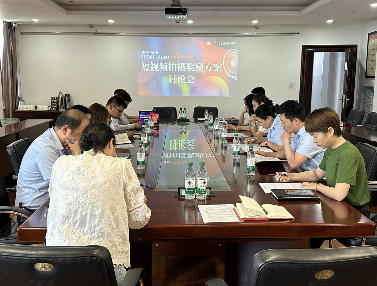 攜手共探發(fā)展新路徑，齊心布局營(yíng)銷新策略